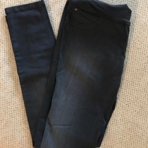 Motherhood Maternity black skinny jeans